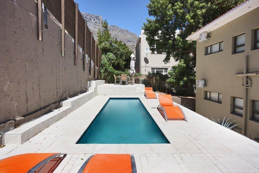 To Let 2 Bedroom Property for Rent in Vredehoek Western Cape